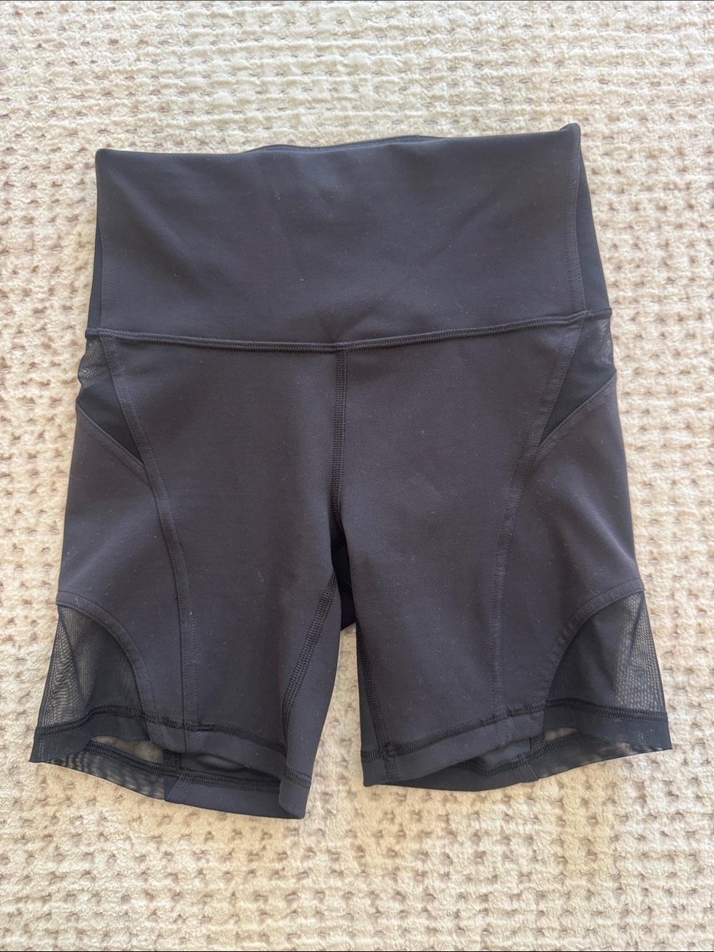 Lululemon High-Waist Black Womenโs Performance Bike Shorts